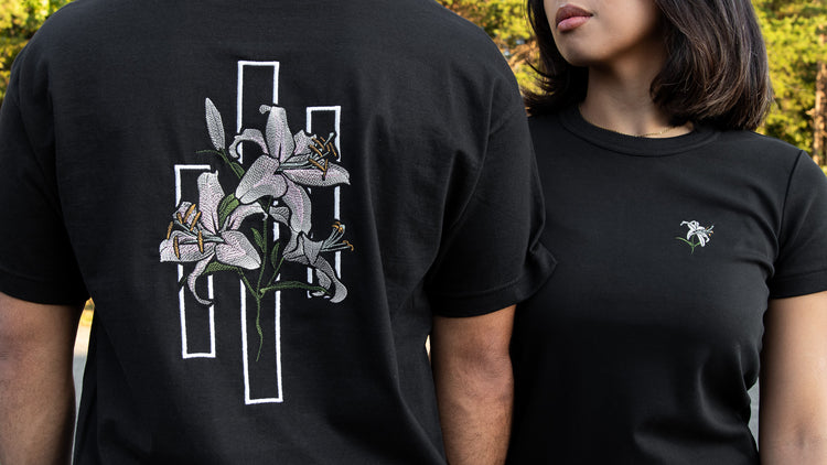 day lilies graphic stitched tee