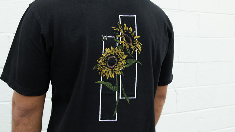 sunflower graphic stitched tee